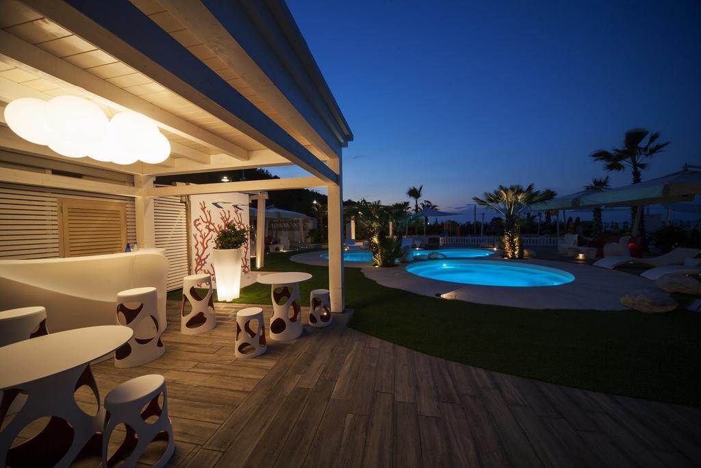 Hotel Doge Alba Adriatica Eksteriør bilde