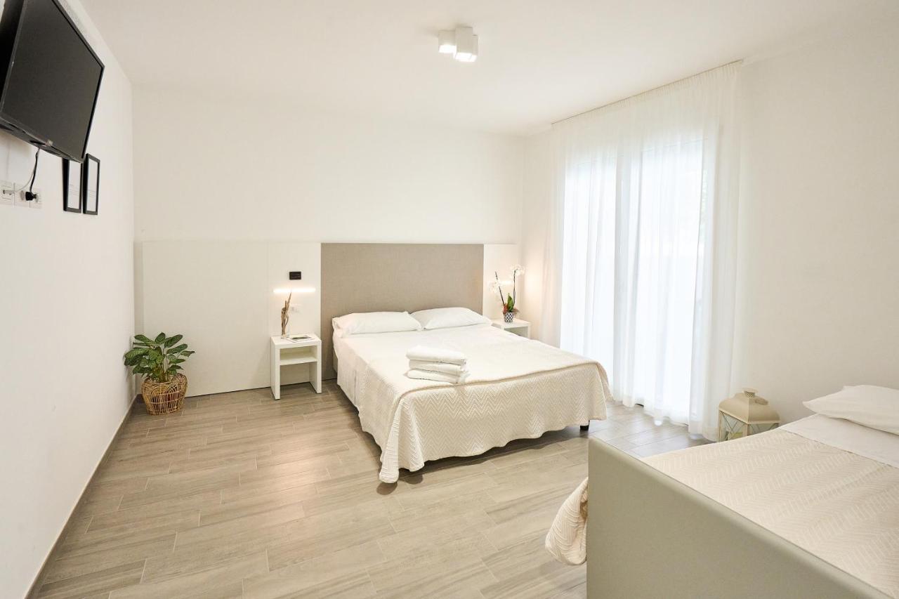 Hotel Doge Alba Adriatica Eksteriør bilde