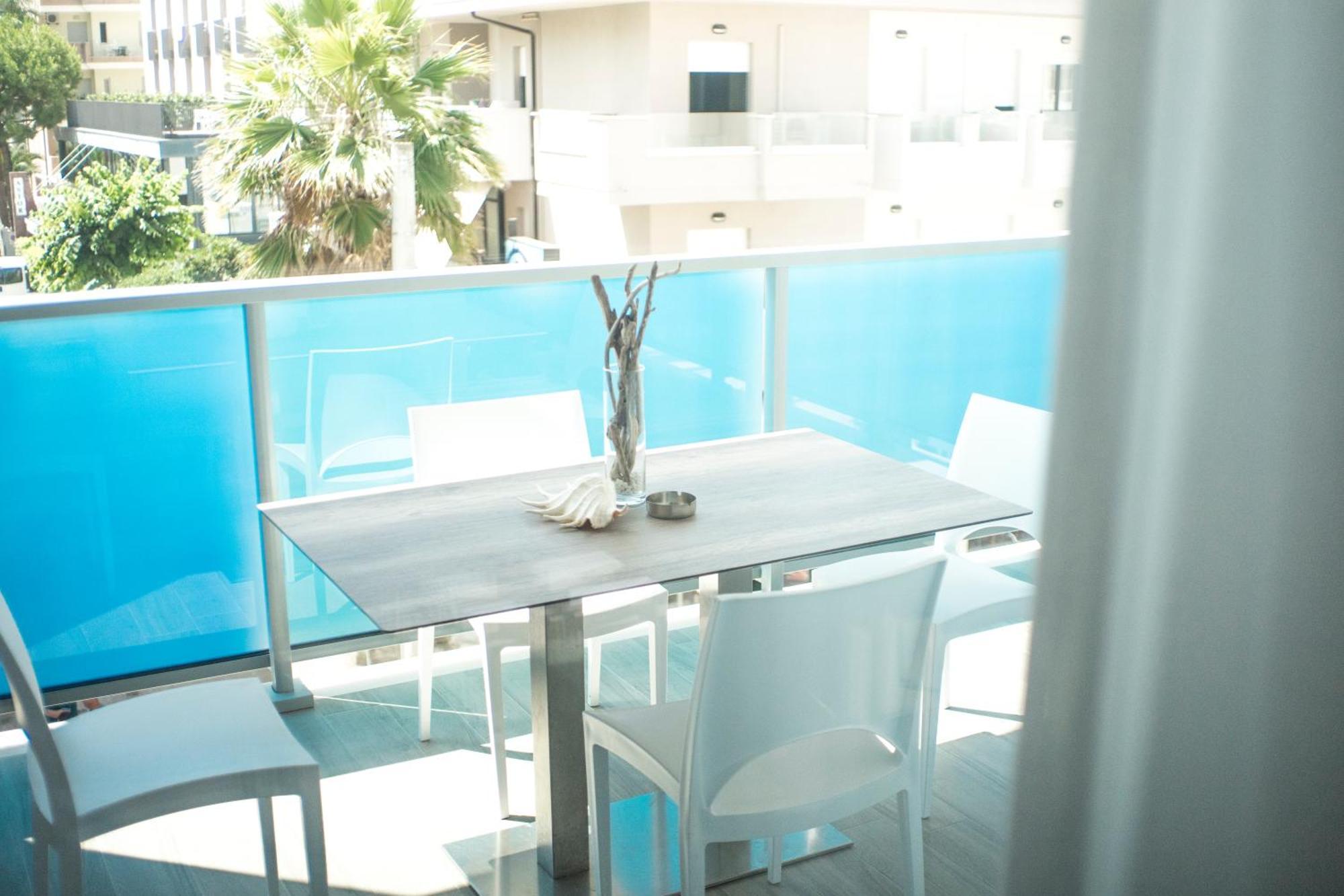 Hotel Doge Alba Adriatica Eksteriør bilde